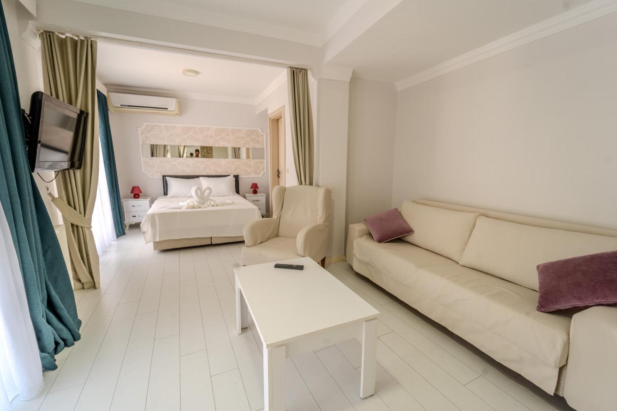 Mia Hill Suites Bodrum Exterior foto